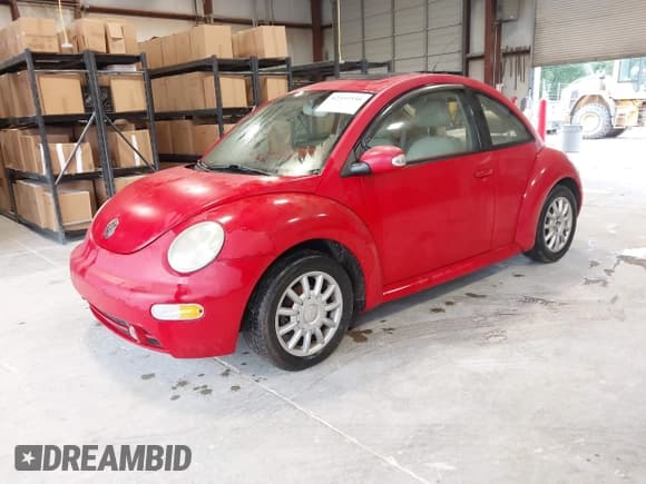 ✅ 2005 Volkswagen Beetle GLS • VIN: 3VWCR31C75M407568 • Lot: 42532558. Listed on IAAI with 122,426 mi. Free auction sales archive from the USA and detailed vehicle history report at DreamBid. Image 2.