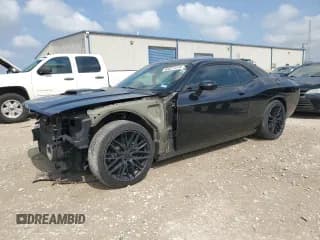 ✅ 2018 Dodge Challenger T/A • VIN: 2C3CDZBT1JH183228 • Lot: 63221314. Wystawiony na Copart z przebiegiem 92 431 mil. Bezpłatny archiwum sprzedaży aukcyjnych z USA i szczegółowy raport historii pojazdu na DreamBid. Zdjęcie 1.