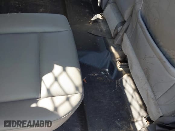 ✅ 2018 Chevrolet Silverado 2500HD Work Truck • VIN: 1GC1KUEG9JF267616 • Лот: 43395524. Опубликован ранее на IAAI с пробегом 163 479 миль. Бесплатный доступ к архиву аукционных продаж из США и подробный отчёт об истории автомобиля на DreamBid. Изображение 8.