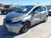 ✅ 2015 Nissan Note S • VIN: 3N1CE2CP9FL415254 • Lot: 43590964. Wystawiony na IAAI z przebiegiem 113 540 mil. Bezpłatny archiwum sprzedaży aukcyjnych z USA i szczegółowy raport historii pojazdu na DreamBid. Zdjęcie 2.