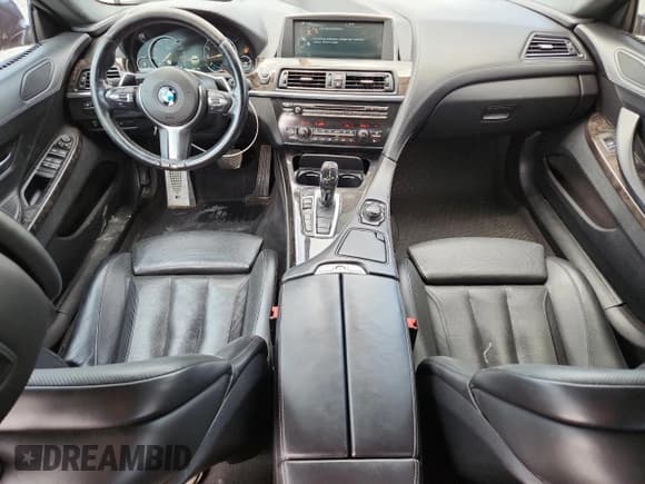 ✅ 2014 BMW 6 Series 650i xDrive • VIN: WBA6B4C50ED371434 • Lot: 62728095. Wystawiony na Copart z przebiegiem 121 390 mil. Bezpłatny archiwum sprzedaży aukcyjnych z USA i szczegółowy raport historii pojazdu na DreamBid. Zdjęcie 8.
