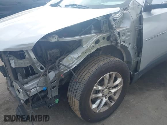 ✅ 2020 Chevrolet Traverse LT • VIN: 1GNERHKW1LJ133836 • Лот: 43406965. Опубликован ранее на IAAI с пробегом 89 960 миль. Бесплатный доступ к архиву аукционных продаж из США и подробный отчёт об истории автомобиля на DreamBid. Изображение 18.