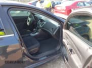 ✅ 2016 Chevrolet Cruze LT • VIN: 1G1PE5SB8G7105486 • Lot: 43157670. Listed on IAAI with 108,478 mi. Free auction sales archive from the USA and detailed vehicle history report at DreamBid. Image 5.