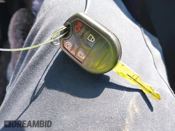 ✅ 2012 Ford Taurus Limited • VIN: 1FAHP2FW1CG100406 • Лот: 43172948. Опубликован ранее на IAAI с пробегом 133 142 миль. Бесплатный доступ к архиву аукционных продаж из США и подробный отчёт об истории автомобиля на DreamBid. Изображение 11.