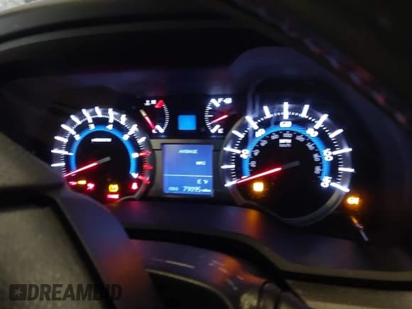 ✅ 2018 Toyota 4Runner SR5 • VIN: JTEBU5JR7J5533535 • Лот: 42087935. Опубликован ранее на IAAI с пробегом 79 095 миль. Бесплатный доступ к архиву аукционных продаж из США и подробный отчёт об истории автомобиля на DreamBid. Изображение 7.