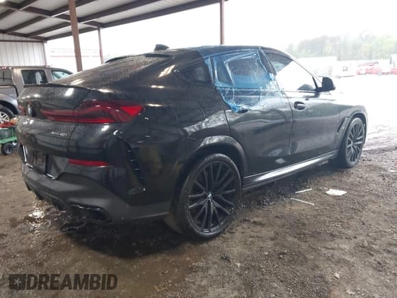 ✅ 2021 BMW X6 xDrive40i • VIN: 5UXCY6C01M9F60021 • Lot: 41972595. Wystawiony na IAAI z przebiegiem 64 064 mil. Bezpłatny archiwum sprzedaży aukcyjnych z USA i szczegółowy raport historii pojazdu na DreamBid. Zdjęcie 4.