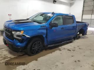 ✅ 2023 Chevrolet Silverado 1500 LT Trail Boss • VIN: 3GCUDFED0PG134050 • Lot: 82297895. Wystawiony na Copart z przebiegiem 57 218 mil. Bezpłatny archiwum sprzedaży aukcyjnych z USA i szczegółowy raport historii pojazdu na DreamBid. Zdjęcie 1.