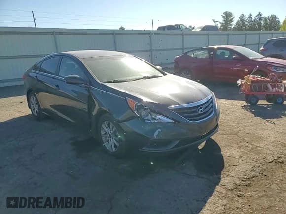 ✅ 2011 Hyundai Sonata GLS • VIN: 5NPEB4AC4BH095099 • Lot: 74441744. Listed on Copart with 125,652 mi. Free auction sales archive from the USA and detailed vehicle history report at DreamBid. Image 10.