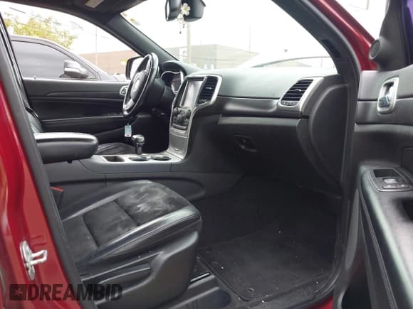 ✅ 2015 Jeep Grand Cherokee Laredo • VIN: 1C4RJFAG1FC924215 • Лот: 42387865. Опубликован ранее на IAAI с пробегом 160 087 миль. Бесплатный доступ к архиву аукционных продаж из США и подробный отчёт об истории автомобиля на DreamBid. Изображение 5.