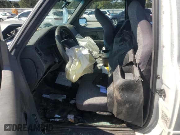 ✅ 2002 Ford Ranger XL • VIN: 1FTYR10D42TA74010 • Lot: 82339775. Listed on Copart with 241,702 mi. Free auction sales archive from the USA and detailed vehicle history report at DreamBid. Image 7.