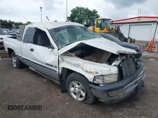✅ 1999 Dodge 1500 • VIN: 3B7HC13Y0XM538643 • Lot: 42834934. Listed on IAAI with 155,001 mi. Free auction sales archive from the USA and detailed vehicle history report at DreamBid. Image 1.