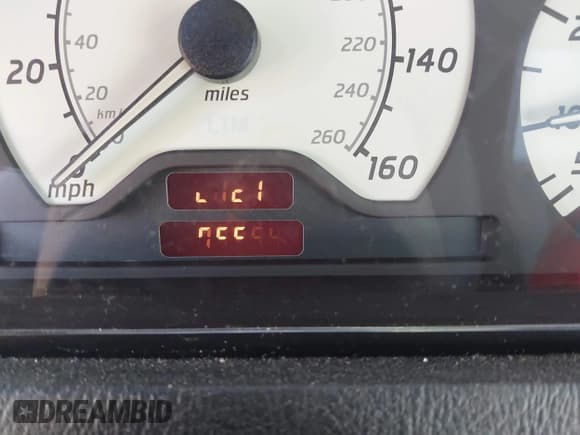 ✅ 2000 Mercedes-Benz C 230 Kompressor • VIN: WDBHA24G4YA838524 • Lot: 41582117. Wystawiony na IAAI z przebiegiem Nie podano. Bezpłatny archiwum sprzedaży aukcyjnych z USA i szczegółowy raport historii pojazdu na DreamBid. Zdjęcie 15.