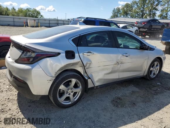 ✅ 2018 Chevrolet Volt LT • VIN: 1G1RA6S53JU130602 • Lot: 59047774. Wystawiony na Copart z przebiegiem 61 203 mil. Bezpłatny archiwum sprzedaży aukcyjnych z USA i szczegółowy raport historii pojazdu na DreamBid. Zdjęcie 3.