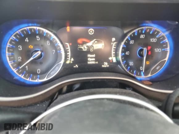 ✅ 2018 Chrysler Pacifica Touring L Plus • VIN: 2C4RC1EG3JR227362 • Лот: 82004145. Опубликован ранее на Copart с пробегом 119 791 миль. Бесплатный доступ к архиву аукционных продаж из США и подробный отчёт об истории автомобиля на DreamBid. Изображение 9.