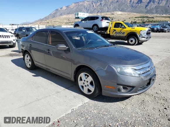 ✅ 2011 Ford Fusion SE • VIN: 3FAHP0HG3BR167896 • Лот: 85721425. Опубликован ранее на Copart с пробегом 140 117 миль. Бесплатный доступ к архиву аукционных продаж из США и подробный отчёт об истории автомобиля на DreamBid. Изображение 4.