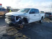 ✅ 2024 Ram 1500 Tradesman • VIN: 1C6SRFGT1RN148988 • Lot: 41721409. Wystawiony na IAAI z przebiegiem 3 648 mil. Bezpłatny archiwum sprzedaży aukcyjnych z USA i szczegółowy raport historii pojazdu na DreamBid. Zdjęcie 2.