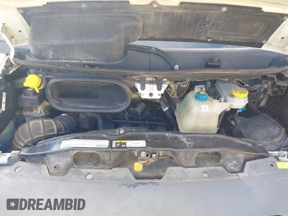 ✅ 2018 Ram ProMaster Cargo • VIN: 3C6URVJG2JE149980 • Lot: 43521702. Listed on IAAI with 442,288 mi. Free auction sales archive from the USA and detailed vehicle history report at DreamBid. Image 10.