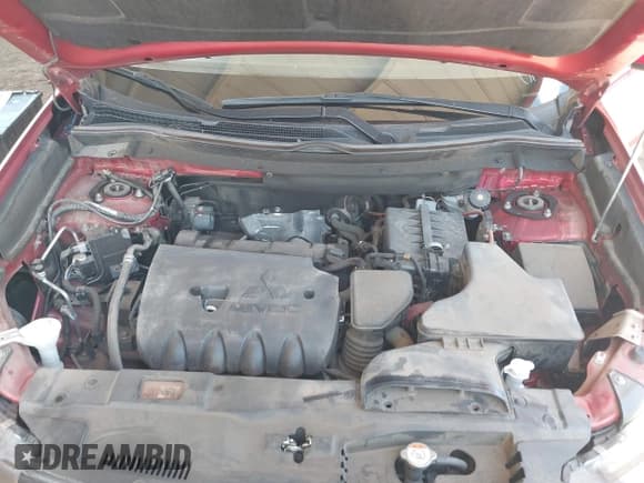 ✅ 2020 Mitsubishi Outlander SE • VIN: JA4AD3A33LZ009031 • Lot: 42154484. Wystawiony na IAAI z przebiegiem 39 803 mil. Bezpłatny archiwum sprzedaży aukcyjnych z USA i szczegółowy raport historii pojazdu na DreamBid. Zdjęcie 10.