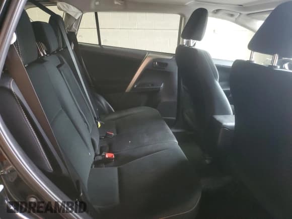 ✅ 2013 Toyota RAV4 XLE • VIN: 2T3RFREVXDW015931 • Лот: 60089805. Опубликован ранее на Copart с пробегом 111 666 миль. Бесплатный доступ к архиву аукционных продаж из США и подробный отчёт об истории автомобиля на DreamBid. Изображение 11.