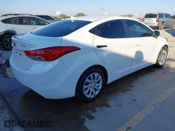 2011 Hyundai Elantra GLS z VIN 5NPDH4AE1BH033834, wystawiony jako IAAI lot #43430445 z przebiegiem 166 509 mil mil oraz . Historia ofert i sprzedaży dostępna na DreamBid. Obrazek 4.