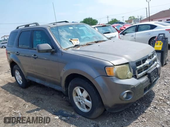 ✅ 2012 Ford Escape XLT • VIN: 1FMCU9D76CKB01240 • Лот: 42486476. Опубликован ранее на IAAI с пробегом 86 533 миль. Бесплатный доступ к архиву аукционных продаж из США и подробный отчёт об истории автомобиля на DreamBid. Изображение 1.