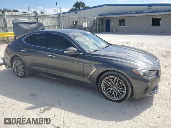 ✅ 2020 Genesis G70 2.0T • VIN: KMTG64LA4LU056255 • Лот: 49389505. Опубликован ранее на Copart с пробегом 71 720 миль. Бесплатный доступ к архиву аукционных продаж из США и подробный отчёт об истории автомобиля на DreamBid. Изображение 4.