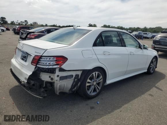 ✅ 2015 Mercedes-Benz E 350 Luxury • VIN: WDDHF8JBXFB133514 • Lot: 68119255. Wystawiony na Copart z przebiegiem 81 763 mil. Bezpłatny archiwum sprzedaży aukcyjnych z USA i szczegółowy raport historii pojazdu na DreamBid. Zdjęcie 3.