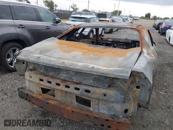 ✅ 2013 Dodge Challenger R/T Classic • VIN: 2C3CDYBT7DH524565 • Lot: 43334434. Wystawiony na IAAI z przebiegiem Nie podano. Bezpłatny archiwum sprzedaży aukcyjnych z USA i szczegółowy raport historii pojazdu na DreamBid. Zdjęcie 4.