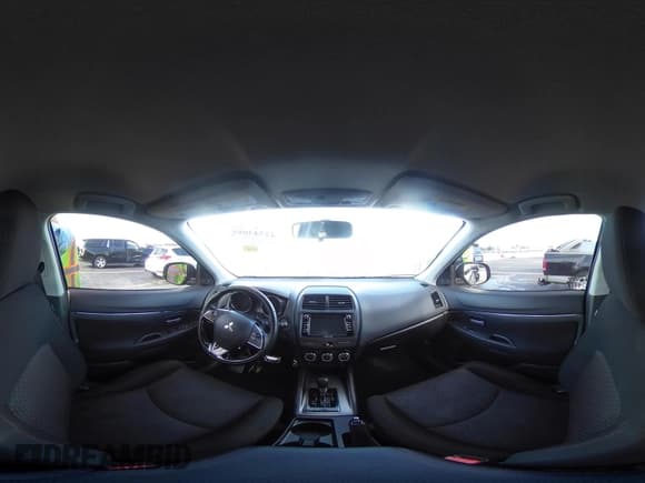 ✅ 2018 Mitsubishi Outlander ES • VIN: JA4AP3AU3JU008178 • Lot: 42743085. Wystawiony na IAAI z przebiegiem 131 066 mil. Bezpłatny archiwum sprzedaży aukcyjnych z USA i szczegółowy raport historii pojazdu na DreamBid. Zdjęcie 19.