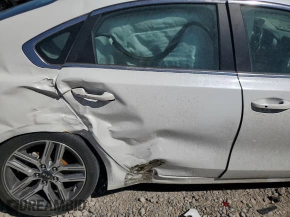 ✅ 2021 Kia Forte EX • VIN: 3KPF54AD9ME412712 • Lot: 68385435. Listed on Copart with Not provided. Free auction sales archive from the USA and detailed vehicle history report at DreamBid. Image 10.