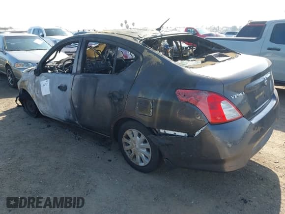 ✅ 2015 Nissan Versa S Plus • VIN: 3N1CN7AP7FL800683 • Лот: 41867337. Опубликован ранее на IAAI с пробегом Не указан. Бесплатный доступ к архиву аукционных продаж из США и подробный отчёт об истории автомобиля на DreamBid. Изображение 3.