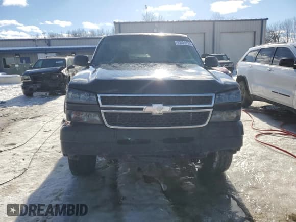 ✅ 2007 Chevrolet Silverado 2500HD LT3 • VIN: 1GCHK23D97F126548 • Лот: 43059115. Опубликован ранее на Copart с пробегом Не указан. Бесплатный доступ к архиву аукционных продаж из США и подробный отчёт об истории автомобиля на DreamBid. Изображение 5.