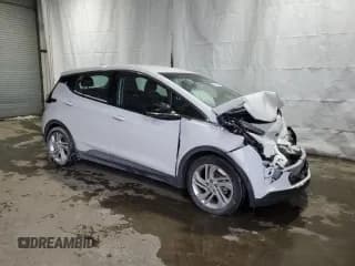 ✅ 2023 Chevrolet Bolt EV 1LT • VIN: 1G1FW6S04P4174366 • Lot: 89411145. Wystawiony na Copart z przebiegiem Nie podano. Bezpłatny archiwum sprzedaży aukcyjnych z USA i szczegółowy raport historii pojazdu na DreamBid. Zdjęcie 4.