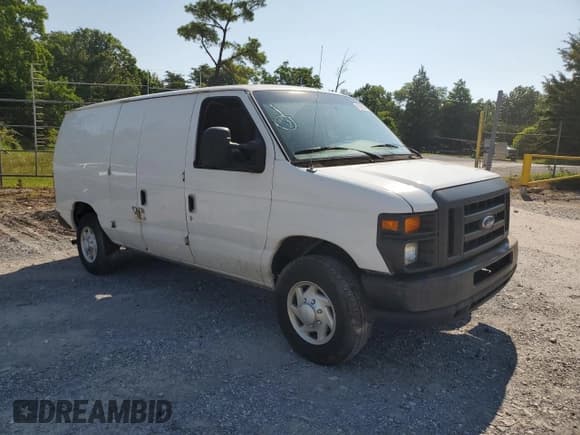 ✅ 2008 Ford Econoline Cargo Commercial • VIN: 1FTNE24W18DB54934 • Лот: 61996885. Опубликован ранее на Copart с пробегом 181 909 миль. Бесплатный доступ к архиву аукционных продаж из США и подробный отчёт об истории автомобиля на DreamBid. Изображение 4.