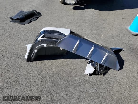 ✅ 2025 Kia K5 GT-Line • VIN: KNAG64J71S5385202 • Лот: 87291985. Опубликован ранее на Copart с пробегом 11 180 миль. Бесплатный доступ к архиву аукционных продаж из США и подробный отчёт об истории автомобиля на DreamBid. Изображение 12.