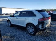 ✅ 2008 Lincoln MKX • VIN: 2LMDU88C28BJ14028 • Lot: 81858655. Listed on Copart with 89,837 mi. Free auction sales archive from the USA and detailed vehicle history report at DreamBid. Image 2.