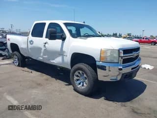 ✅ 2008 Chevrolet Silverado 2500HD LTZ • VIN: 1GCHK23648F185560 • Лот: 42397835. Опубликован ранее на IAAI с пробегом 145 911 миль. Бесплатный доступ к архиву аукционных продаж из США и подробный отчёт об истории автомобиля на DreamBid. Изображение 1.