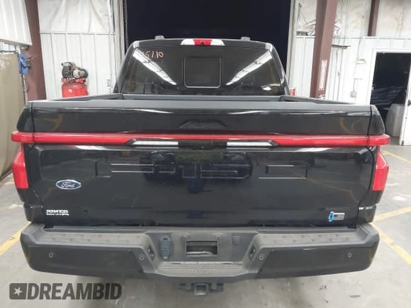 ✅ 2023 Ford F-150 Lightning Pro • VIN: 1FTVW1EV5PWG04441 • Lot: 42768085. Listed on IAAI with 55,622 mi. Free auction sales archive from the USA and detailed vehicle history report at DreamBid. Image 16.