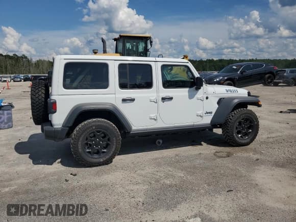 ✅ 2023 Jeep Wrangler • VIN: 1C4JJXN62PW613106 • Лот: 61717015. Опубликован ранее на Copart с пробегом 18 365 миль. Бесплатный доступ к архиву аукционных продаж из США и подробный отчёт об истории автомобиля на DreamBid. Изображение 3.