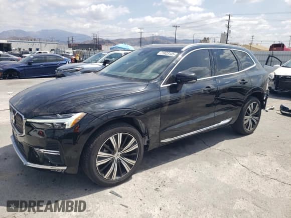 ✅ 2023 Volvo XC60 Plus Bright Theme • VIN: YV4L12DN7P1373663 • Лот: 71923135. Опубликован ранее на Copart с пробегом 55 956 миль. Бесплатный доступ к архиву аукционных продаж из США и подробный отчёт об истории автомобиля на DreamBid. Изображение 1.