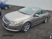 ✅ 2009 Volkswagen CC 4Motion • VIN: WVWGU73C19E526431 • Лот: 69520435. Опубликован ранее на Copart с пробегом 175 939 миль. Бесплатный доступ к архиву аукционных продаж из США и подробный отчёт об истории автомобиля на DreamBid. Изображение 1.