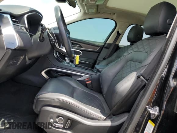 ✅ 2022 Jaguar F-Pace S • VIN: SADCJ2EX6NA691665 • Lot: 60254045. Listed on Copart with 35,834 mi. Free auction sales archive from the USA and detailed vehicle history report at DreamBid. Image 7.