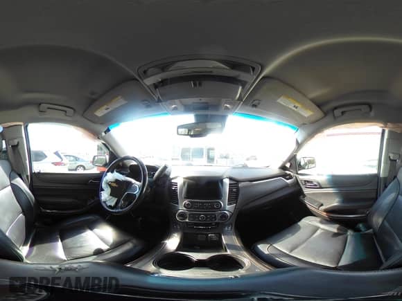 2018 Chevrolet Suburban LT z VIN 1GNSKHKC3JR146681, wystawiony jako IAAI lot #43394501 z przebiegiem 206 697 mil mil oraz . Historia ofert i sprzedaży dostępna na DreamBid. Obrazek 20.