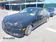 ✅ 2010 Mercedes-Benz E 550 Luxury • VIN: WDDHF9AB0AA136555 • Lot: 42069576. Listed on IAAI with 129,775 mi. Free auction sales archive from the USA and detailed vehicle history report at DreamBid. Image 2.