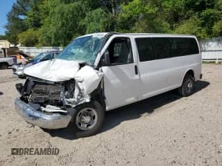 2016 Chevrolet Express Passenger LT с VIN 1GAZGPFGXG1300349, выставлен на аукционе Copart как лот 57485405 с пробегом 139 668 миль миль и Списание • Salvage title. История ставок и продаж доступна на DreamBid. Изображение 1.