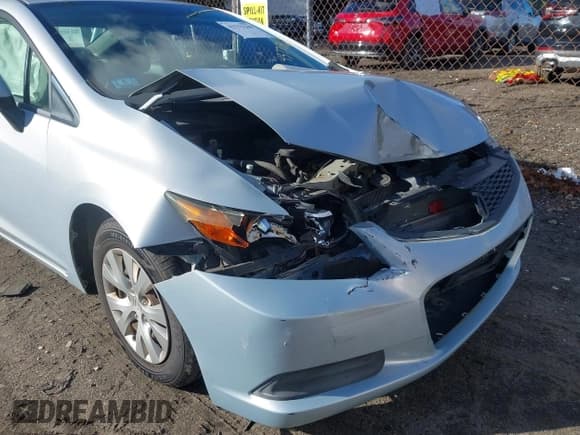 ✅ 2012 Honda Civic LX • VIN: 2HGFG3B56CH509317 • Лот: 43771360. Опубликован ранее на IAAI с пробегом 107 328 миль. Бесплатный доступ к архиву аукционных продаж из США и подробный отчёт об истории автомобиля на DreamBid. Изображение 6.