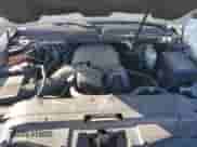 2014 Chevrolet Suburban LT z VIN 1GNSKJE70ER198068, wystawiony jako Copart lot #85145605 z przebiegiem 97 369 mil mil oraz Szkoda całkowita • Salvage title. Historia ofert i sprzedaży dostępna na DreamBid. Obrazek 12.