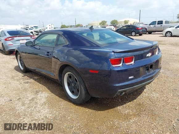 ✅ 2012 Chevrolet Camaro 2LS • VIN: 2G1FA1E39C9131320 • Lot: 42429023. Wystawiony na IAAI z przebiegiem 203 457 mil. Bezpłatny archiwum sprzedaży aukcyjnych z USA i szczegółowy raport historii pojazdu na DreamBid. Zdjęcie 3.