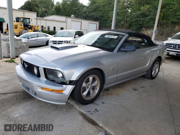 ✅ 2009 Ford Mustang GT • VIN: 1ZVHT85H295120659 • Lot: 70335175. Wystawiony na Copart z przebiegiem 147 583 mil. Bezpłatny archiwum sprzedaży aukcyjnych z USA i szczegółowy raport historii pojazdu na DreamBid. Zdjęcie 1.