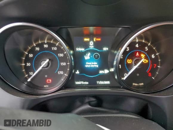 ✅ 2019 Jaguar F-Pace 25t Premium • VIN: SADCJ2FX9KA601676 • Lot: 94292615. Wystawiony na Copart z przebiegiem 106 875 mil. Bezpłatny archiwum sprzedaży aukcyjnych z USA i szczegółowy raport historii pojazdu na DreamBid. Zdjęcie 9.